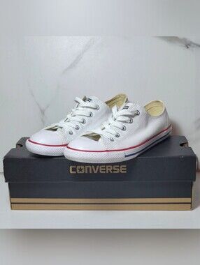Converse Chuck Taylor All Star Low Top Sneakers White Womens Size 6